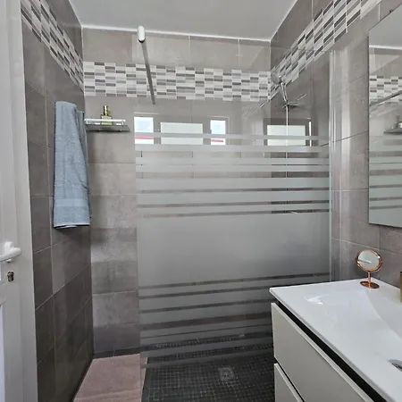Apartment Puerto Rico,atraktiv In Cumana 2,solsiden